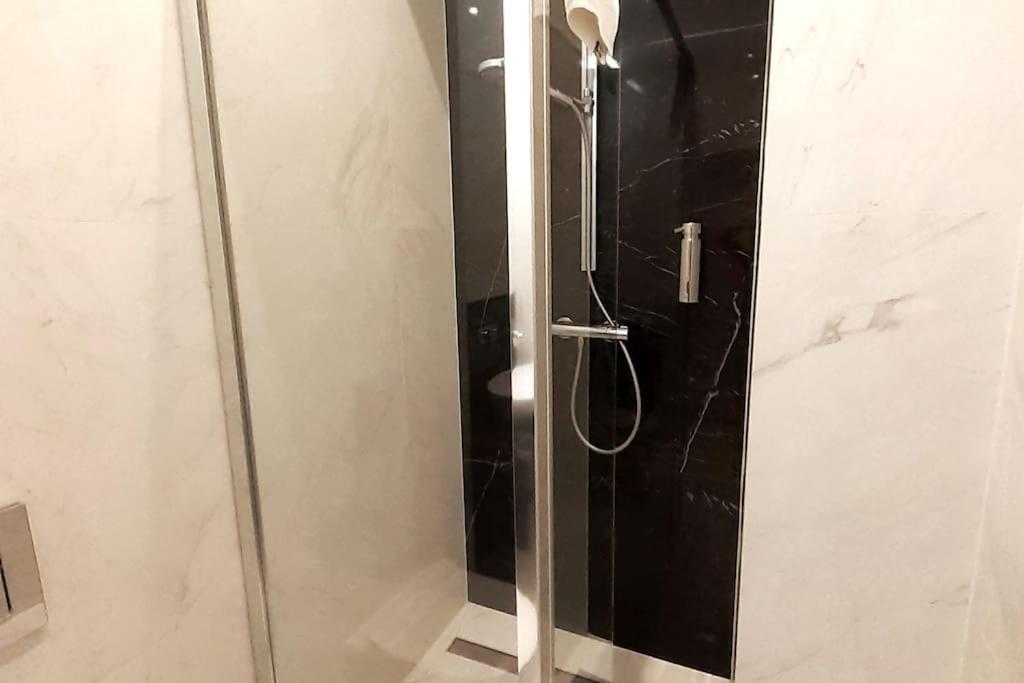Luxury Apartment - Rakowicka 6 Краков Экстерьер фото