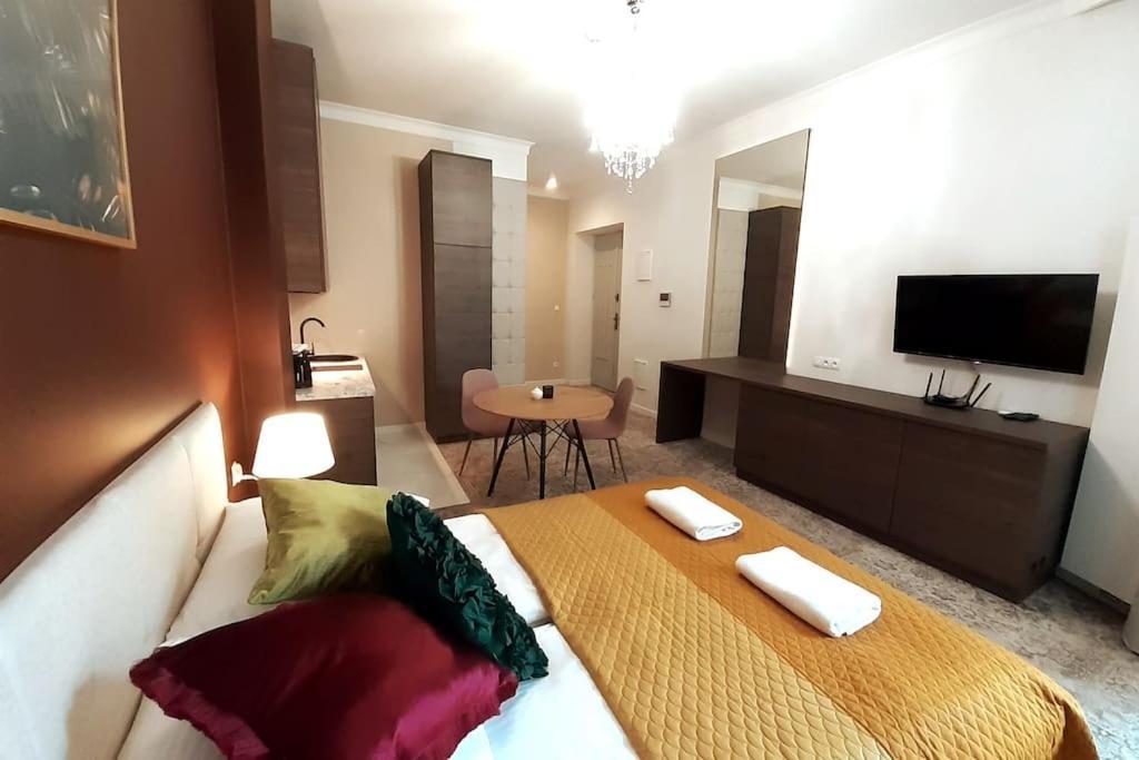 Luxury Apartment - Rakowicka 6 Краков Экстерьер фото