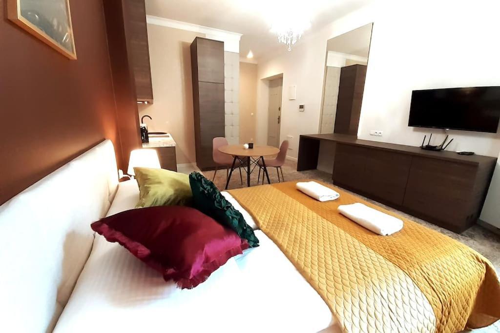 Luxury Apartment - Rakowicka 6 Краков Экстерьер фото